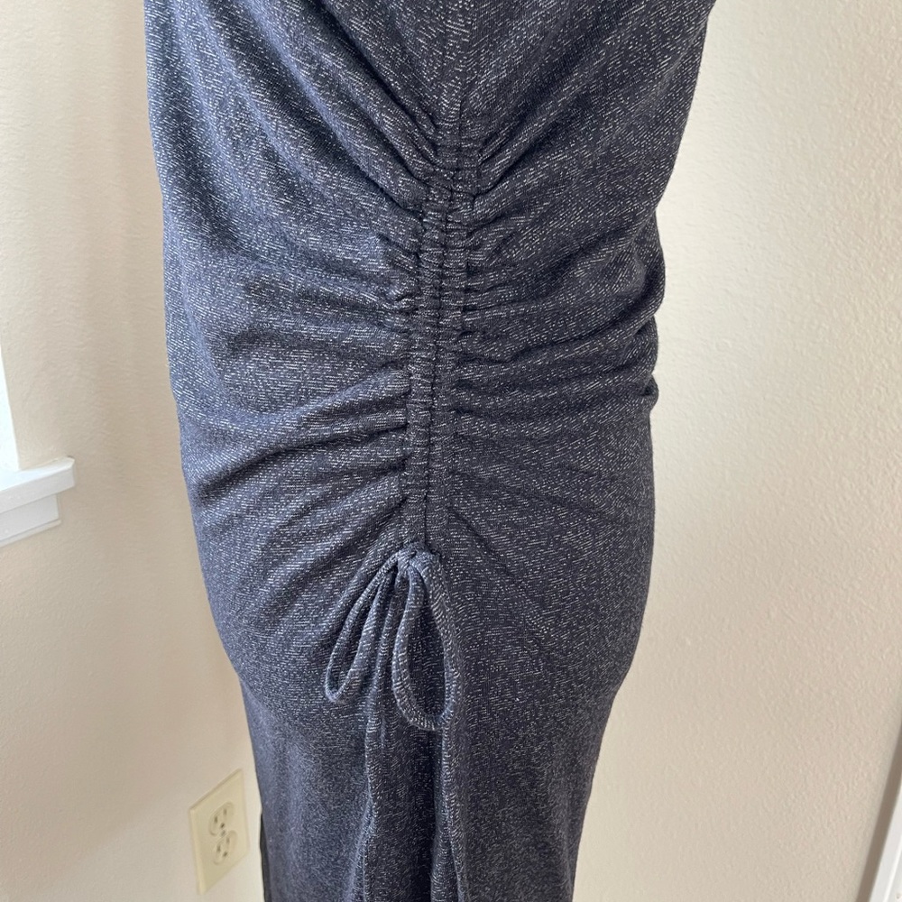 Loft jersey sheath dress, side ruched with bow. Gray. M - Picture 2 of 5